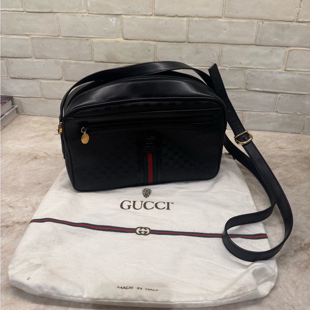 Gucci Vintage Leather Shoulder Bag, Sherry Line, GG Intelockimg Gold Hardware